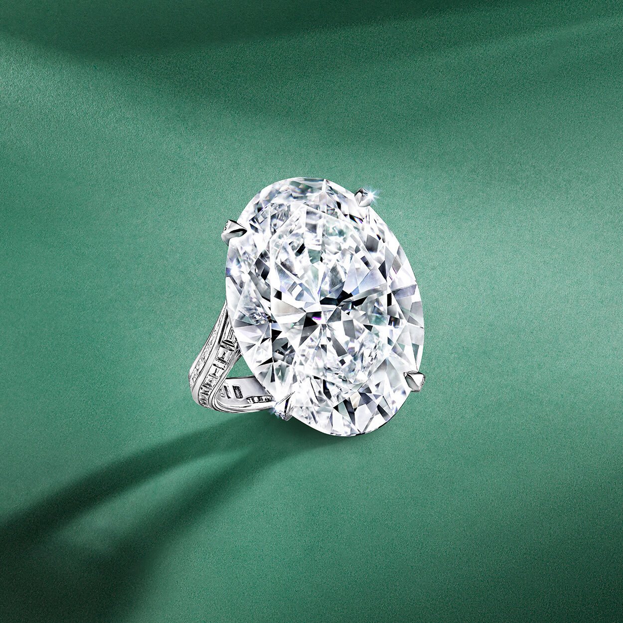 Image of Graff solitaire White Diamond Oval Shape engagement ring.