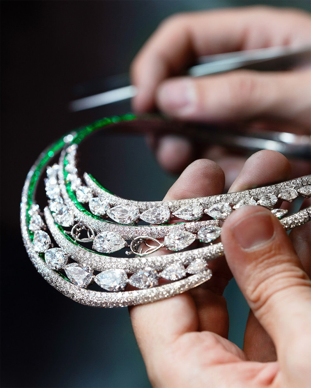 Image of Graff High Jewellery Diamond and Emerald necklace being created in Graff workshop