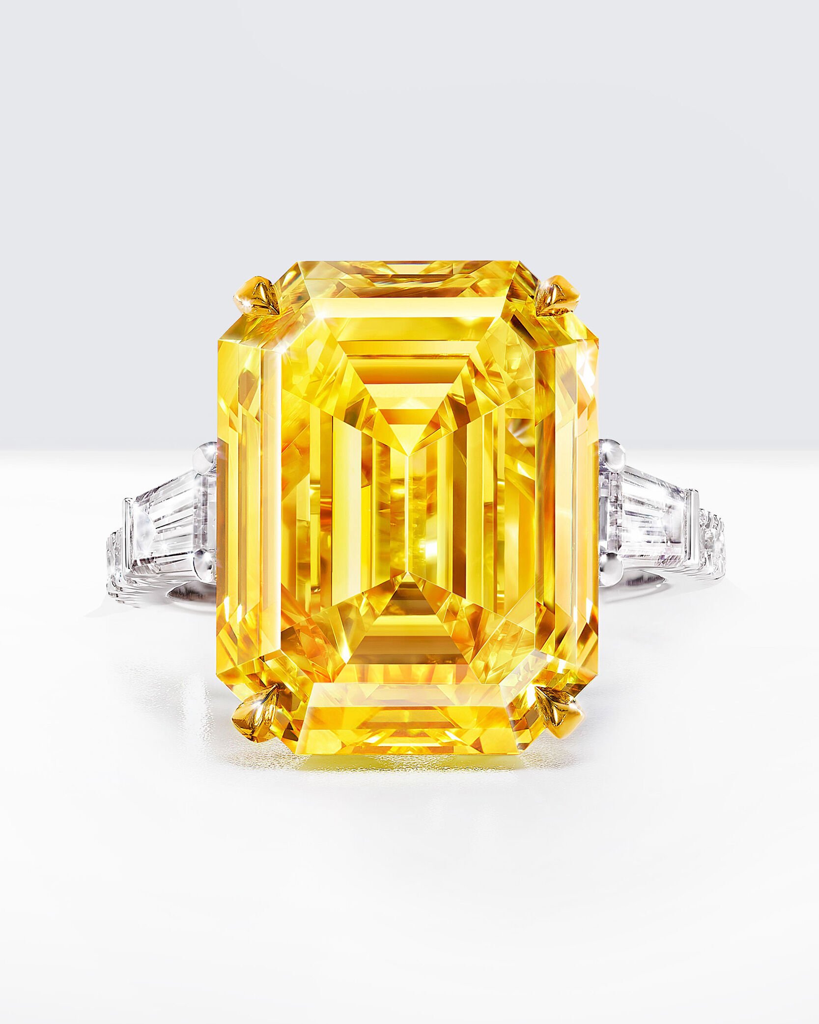 Graff Yellow Diamond High Jewellery Ring