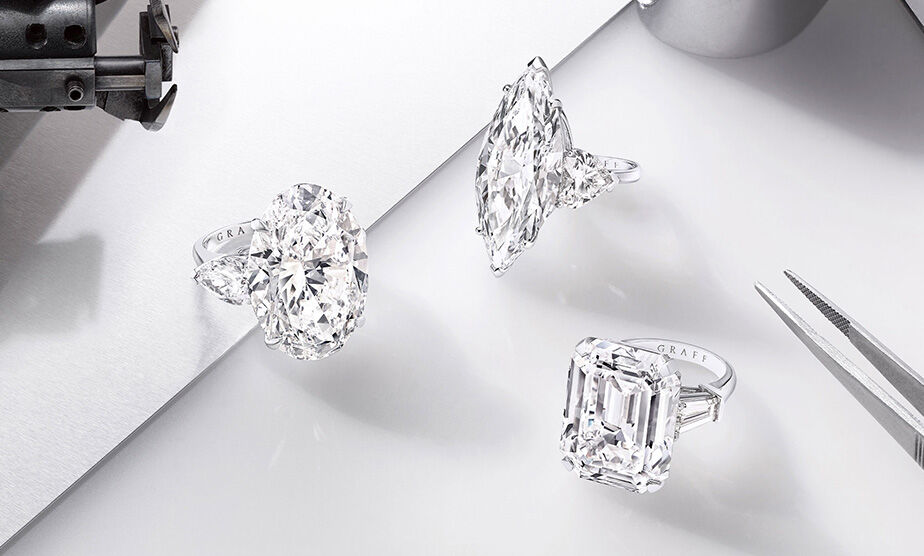 Bridal Guides. Displayed is a series of different cuts of diamond engagement rings