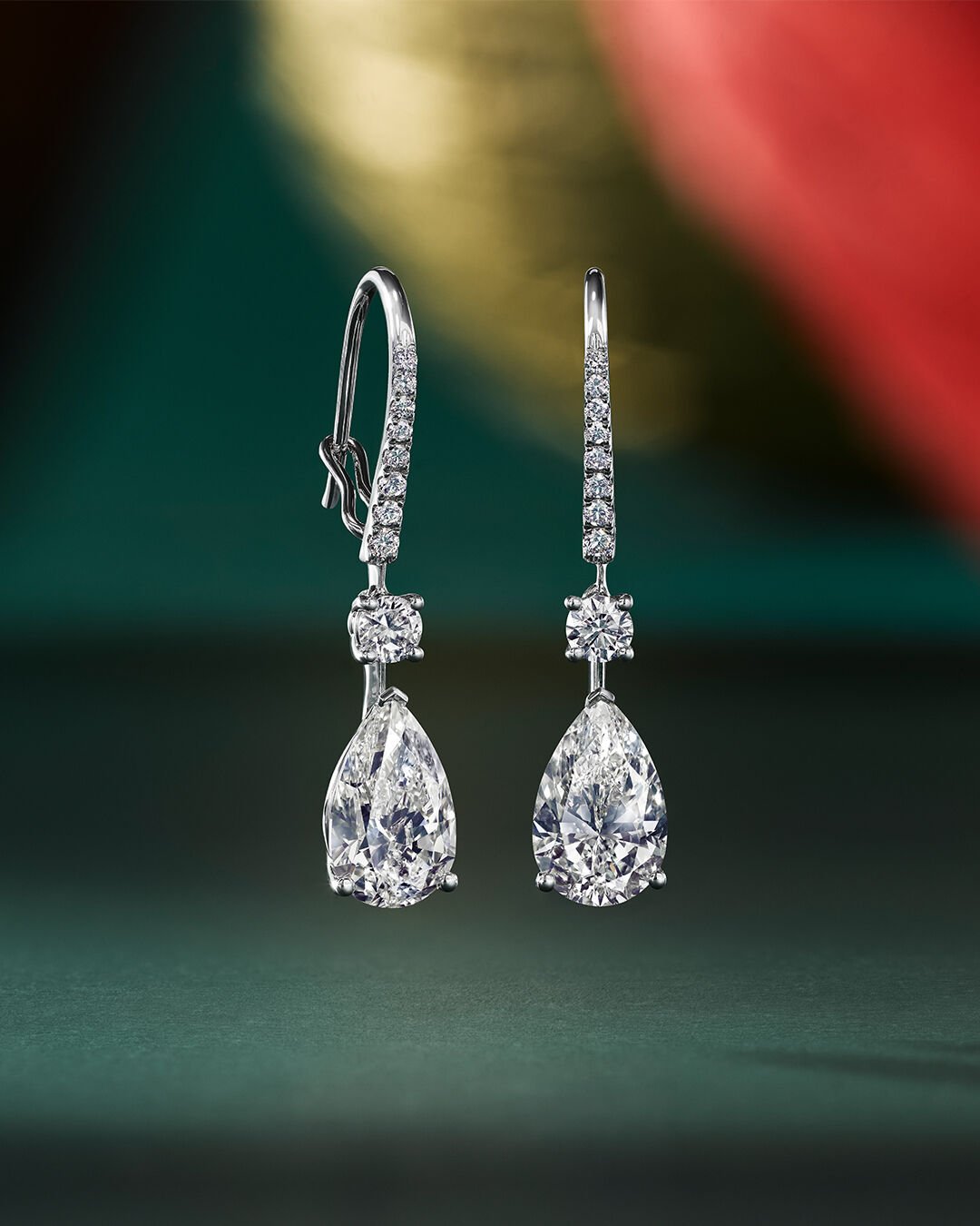 Tilda's Bow - image shows Graff Tilda's Bow Diamond Earrings