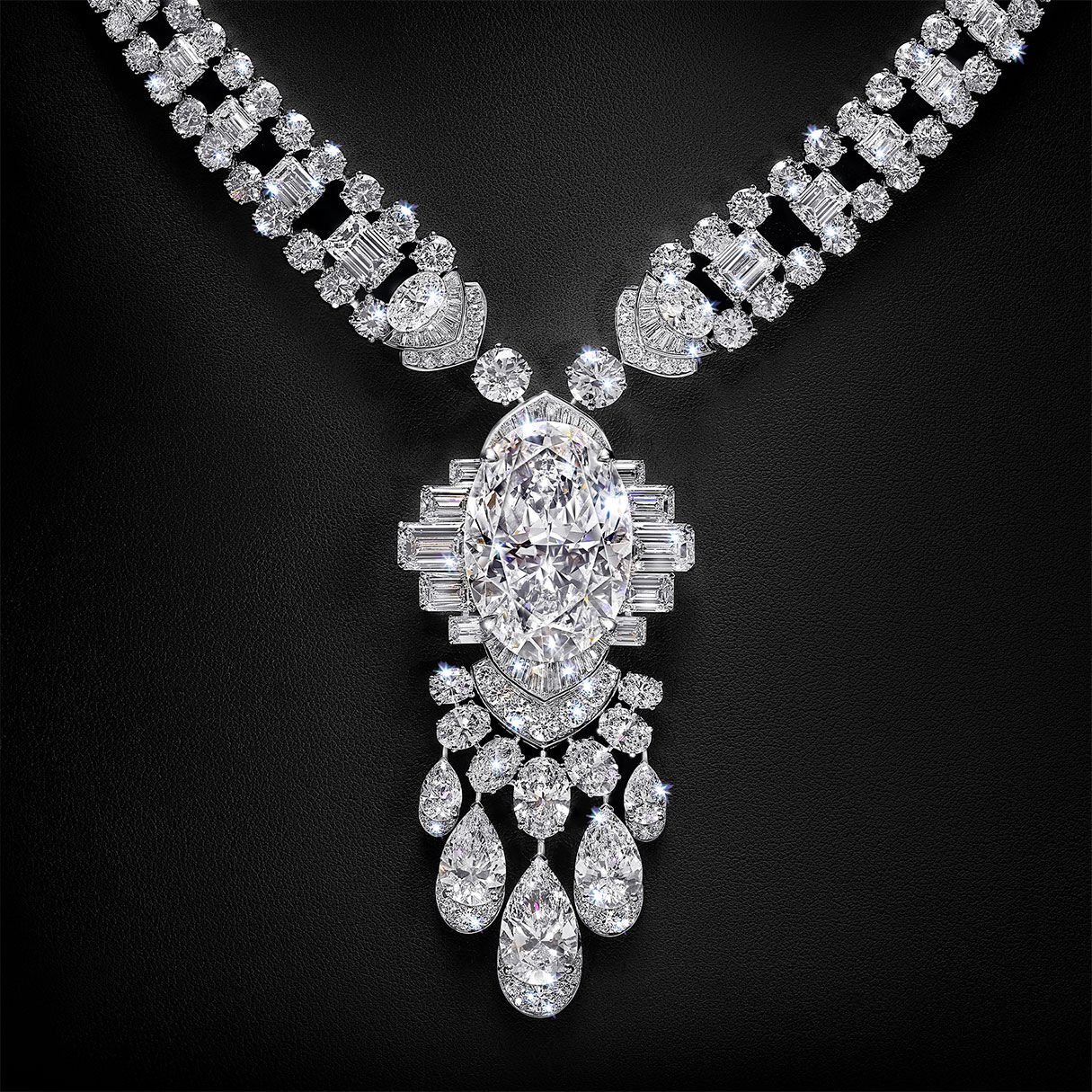 Graff white diamond high jewellery necklace