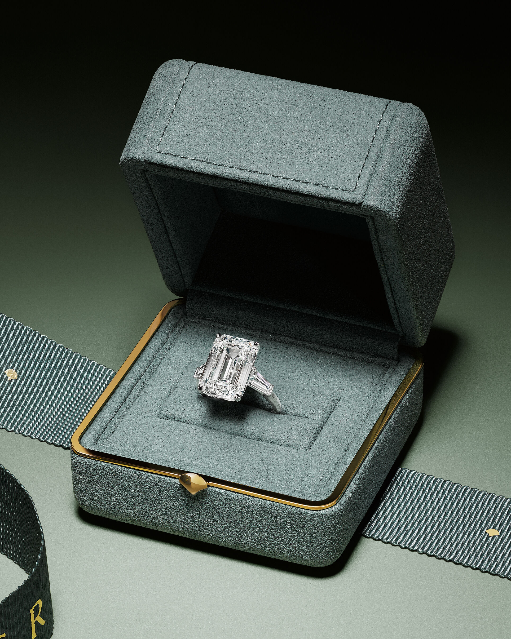 Eid Gifts - Image shows Graff Butterfly Diamond Necklace