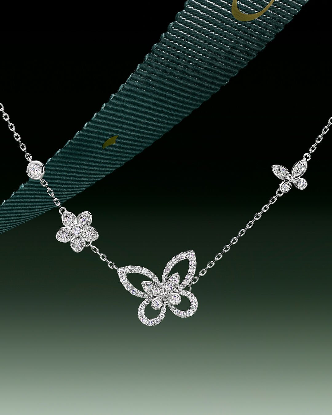 Necklaces and Pendants - image shows Graff Icon 8 diamond pendants