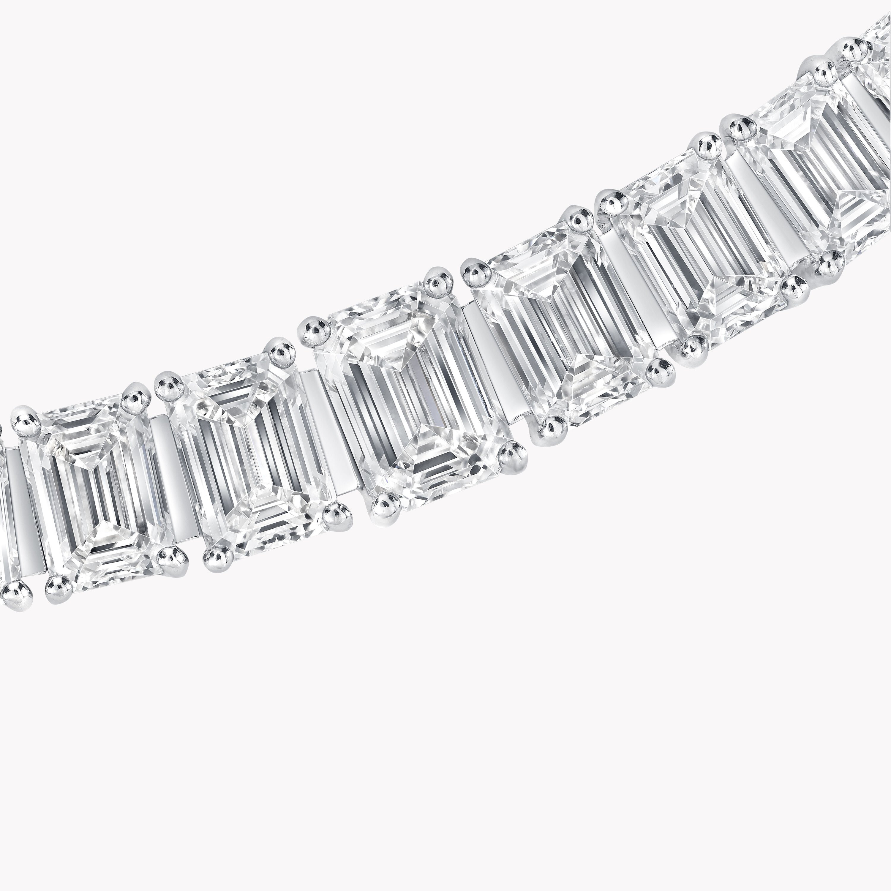 エメラルドカット ダイヤモンド ジュエリー | Graff JP