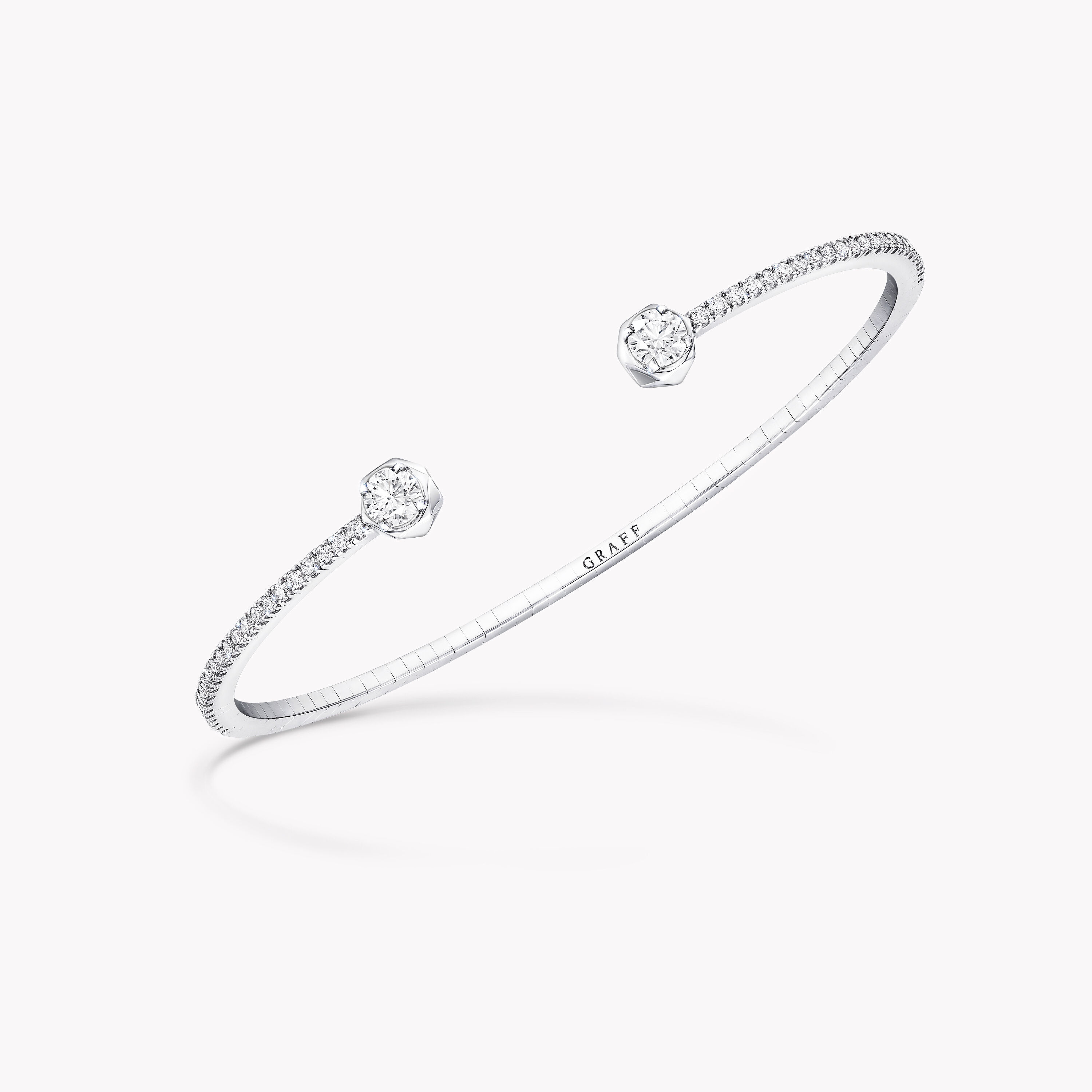 Laurence Graff Signature Open Diamond Bangle, White Gold - Graff
