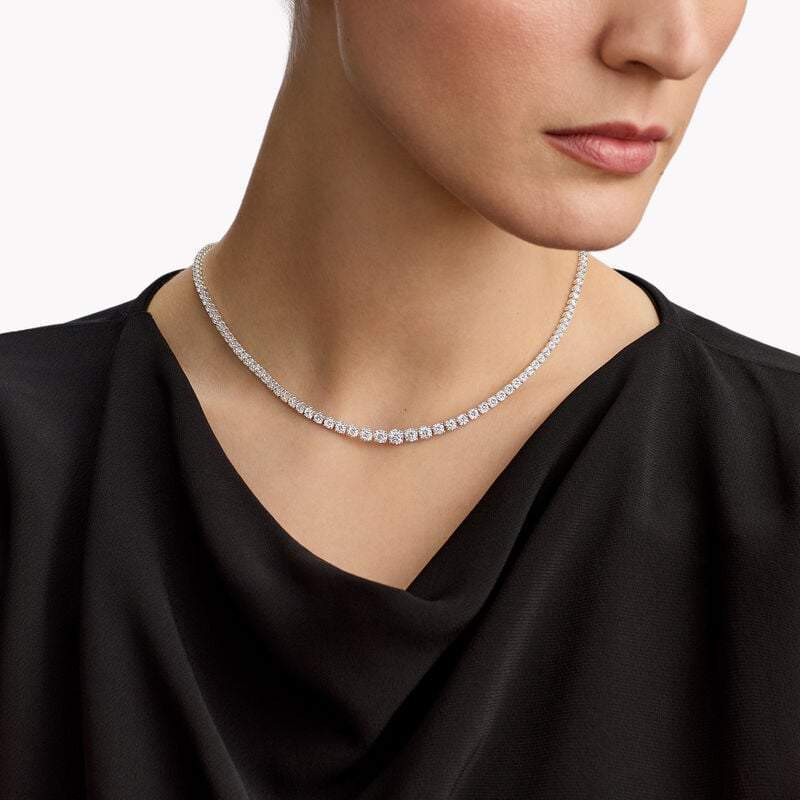 Round Diamond Necklace