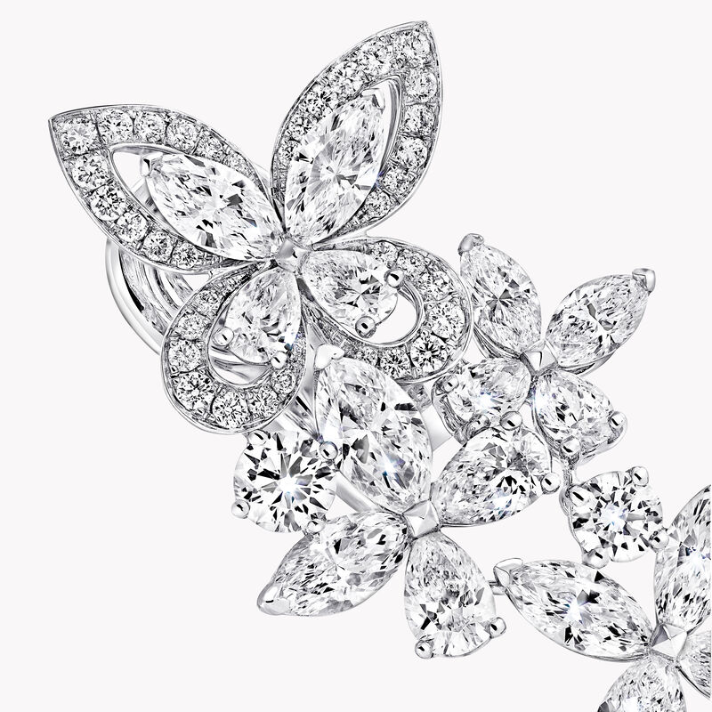 Boucles d’oreille goutte en diamants Classic Butterfly, , hi-res