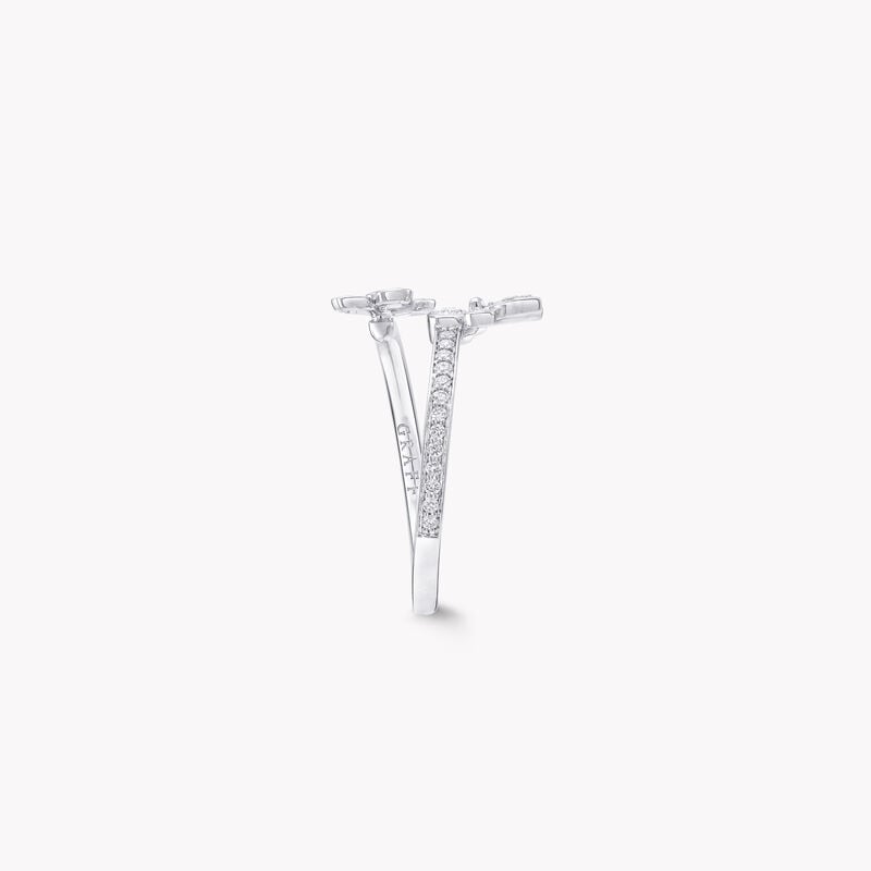 蝴蝶造型鑽石戒指