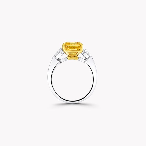 Bague haute joaillerie en diamant jaune taille émeraude, , hi-res