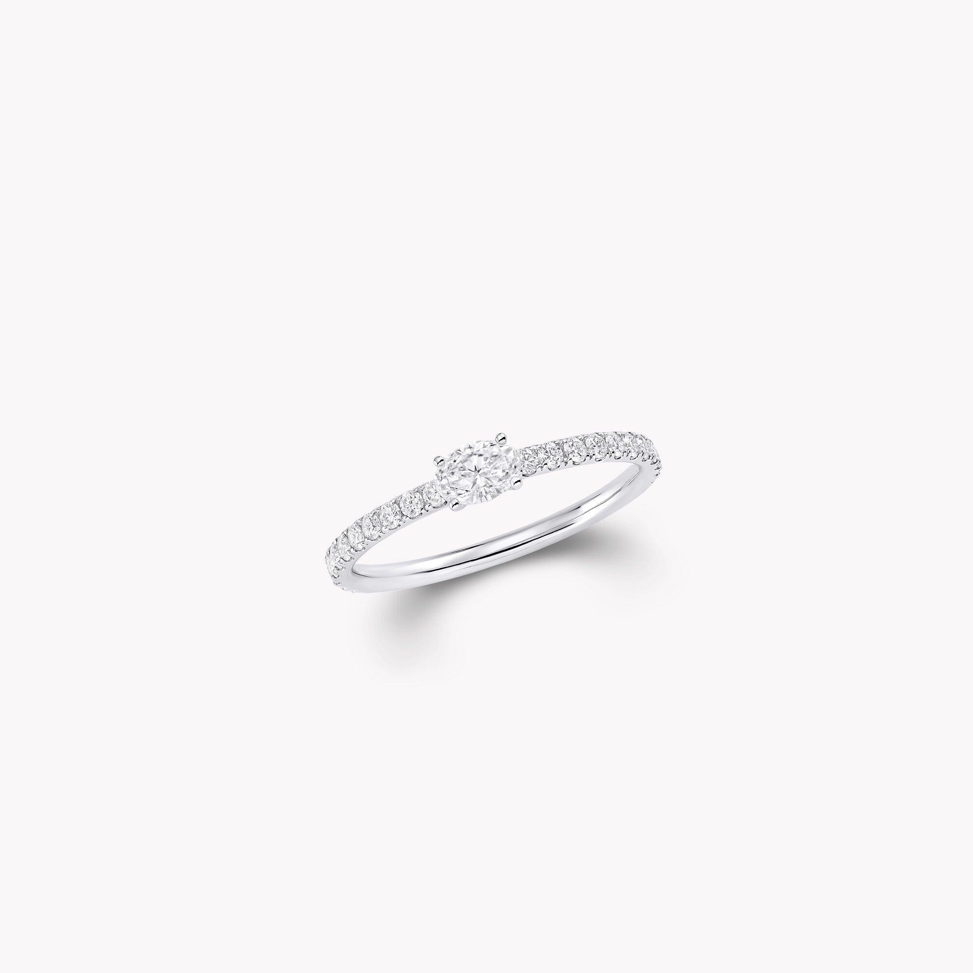 Foufou Horizontal Oval Diamond Ring, - Graff