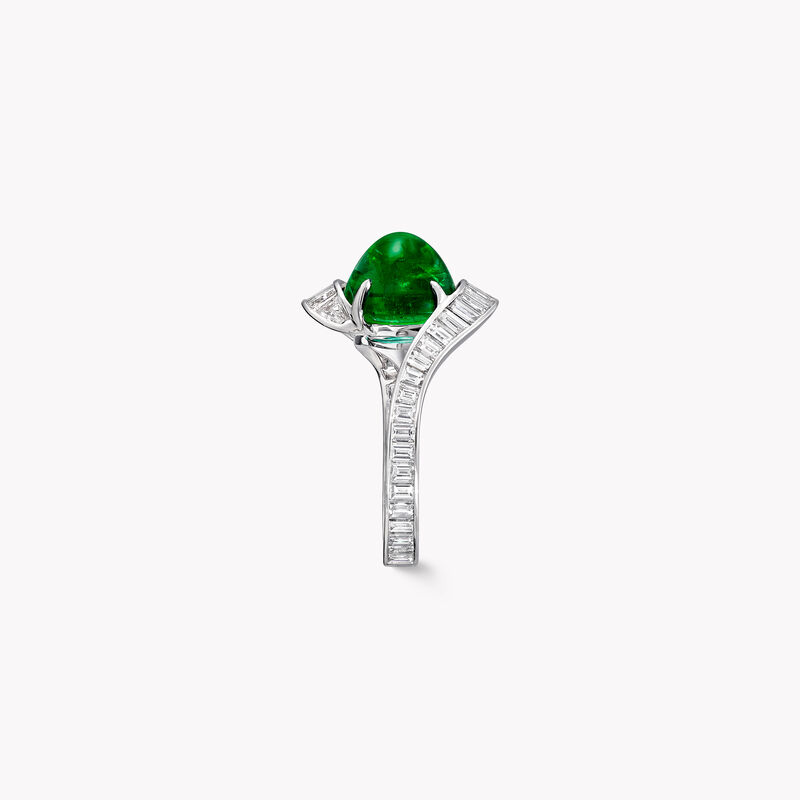 Cabochon Emerald and White Solitaire Diamond Ring