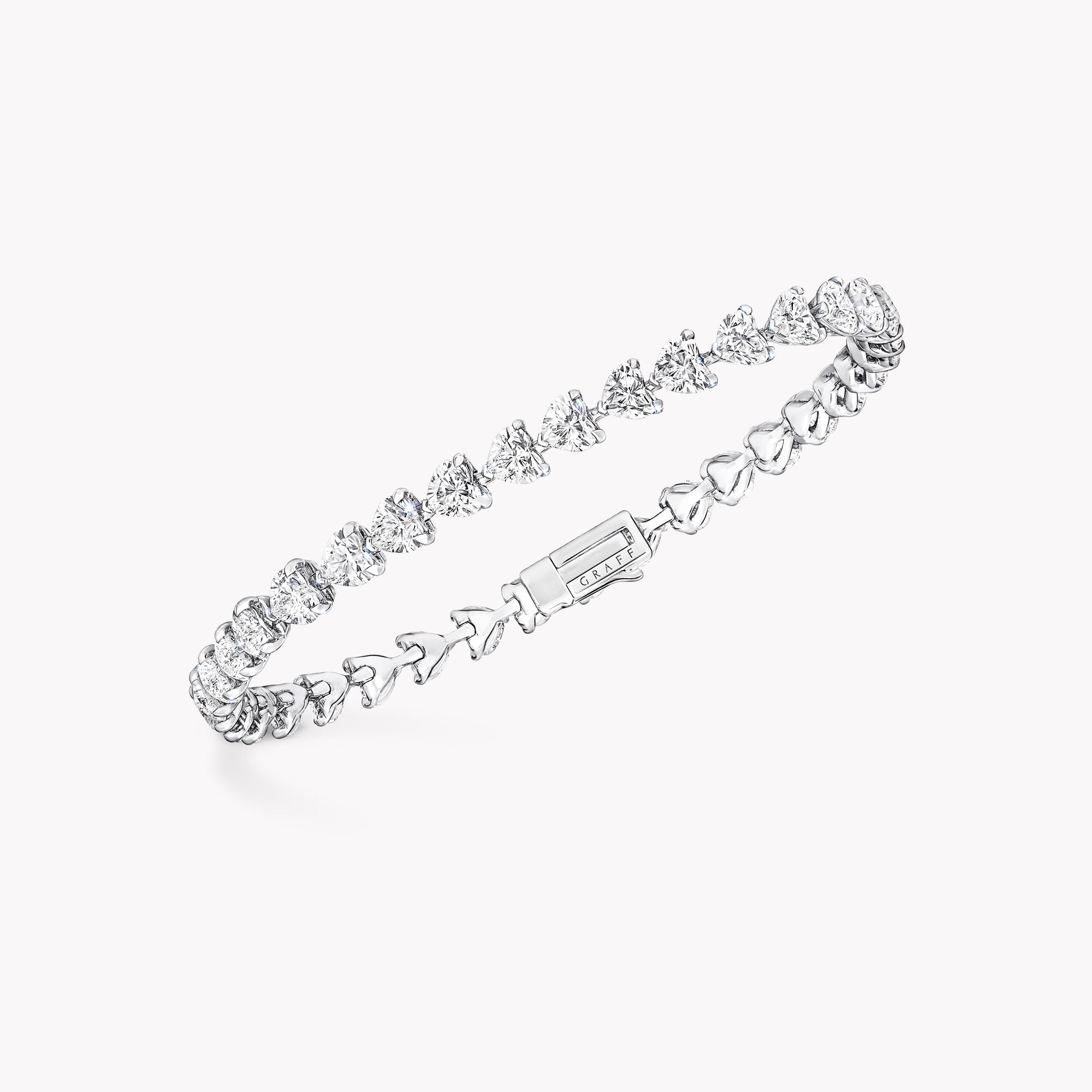 Bracelet en diamants en forme de cœur