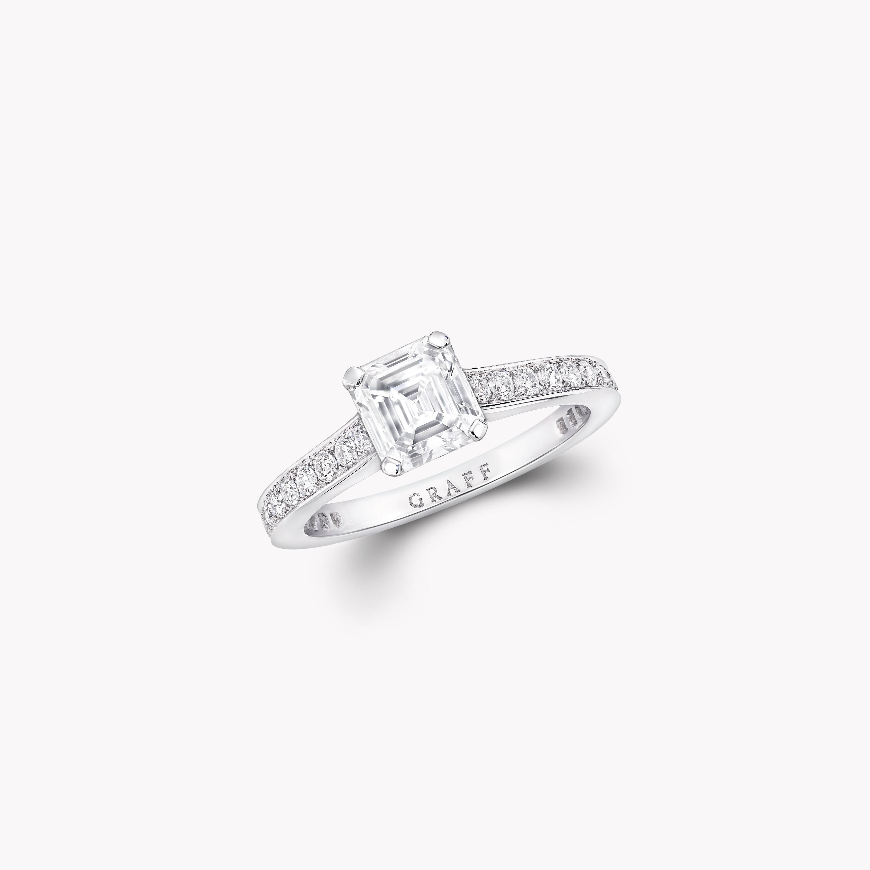 Emerald Cut Diamond Solitaire | Miss Diamond Ring