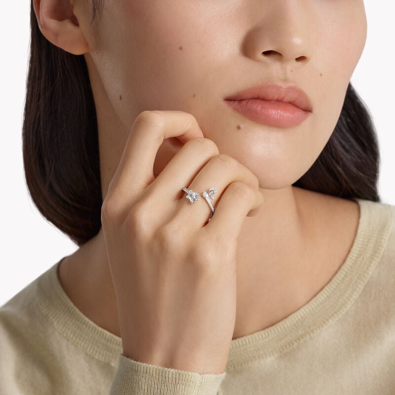 خاتم "باترفلاي" المرصّع بالألماس