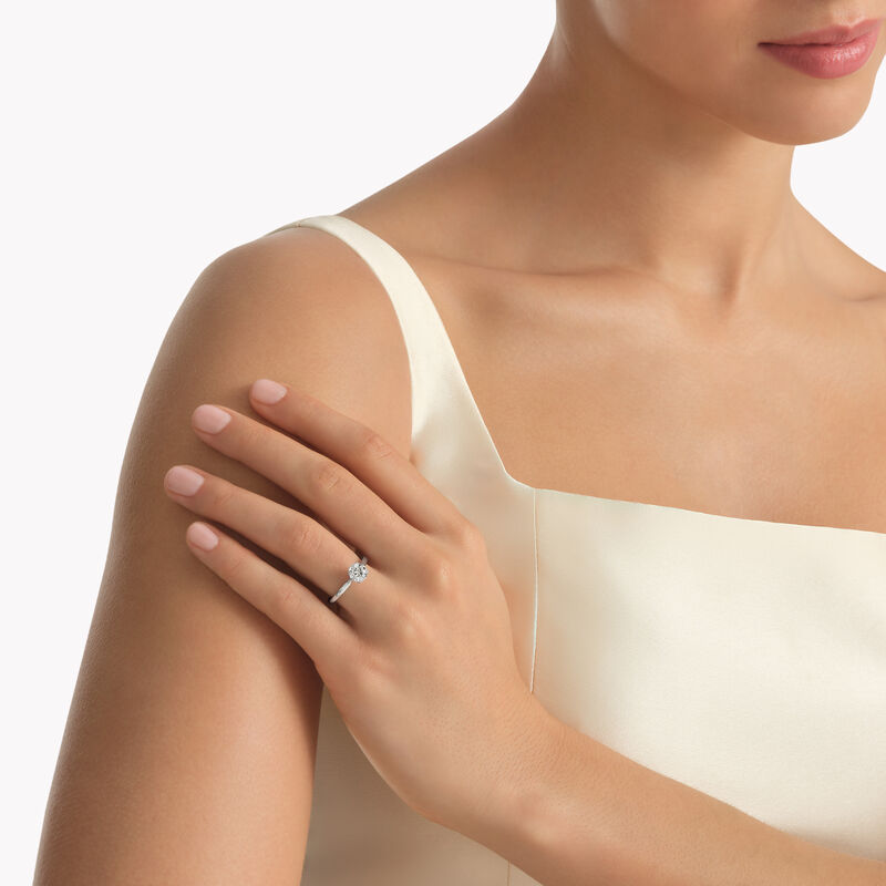 Paragon Round Diamond Engagement Ring