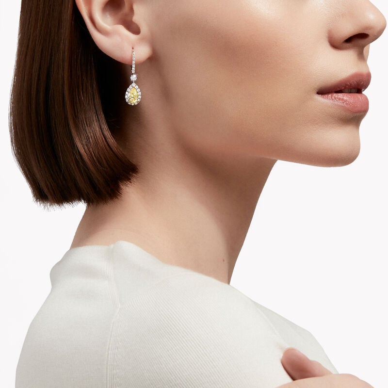 Boucles d’oreilles Icône en diamants jaunes et blancs taille poire