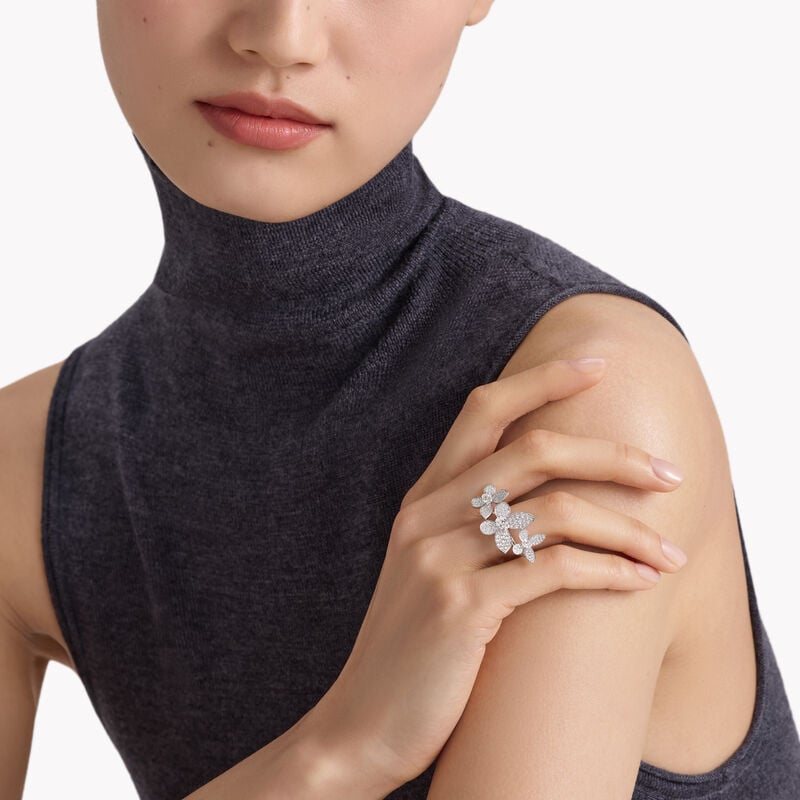 Pav&eacute; Butterfly Diamond Ring