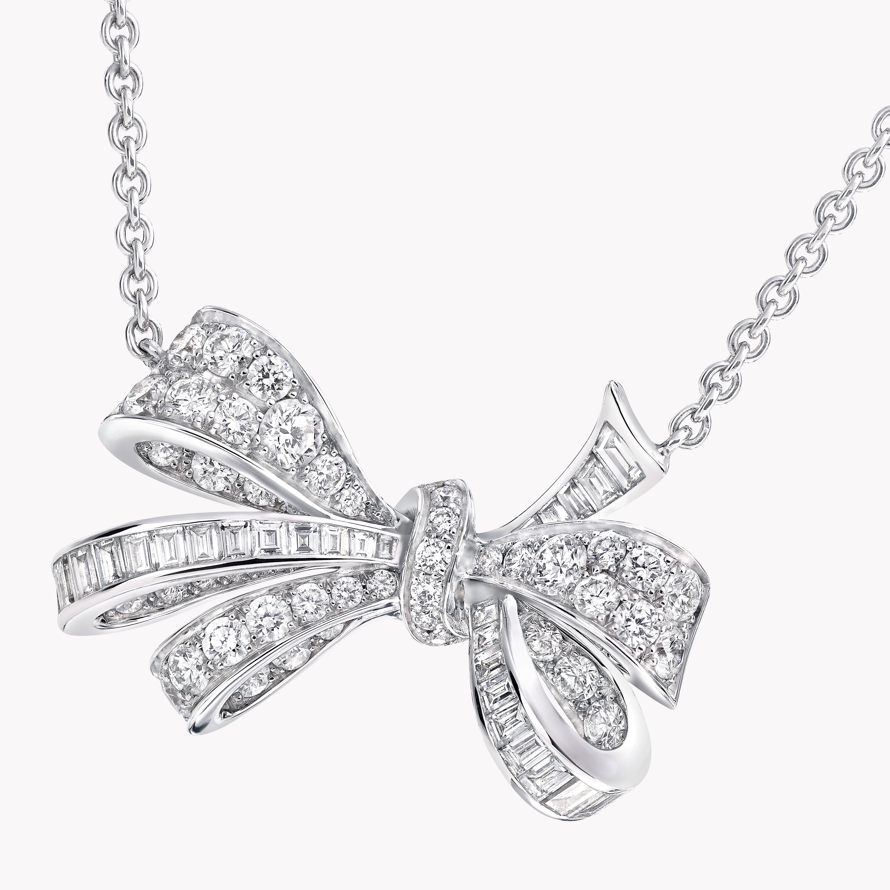 Tilda's Bow Classic Diamond Pendant, White Gold - Graff