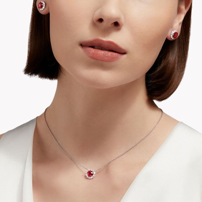 Pendentif Ic&ocirc;ne en diamant et rubis taille rond brillant