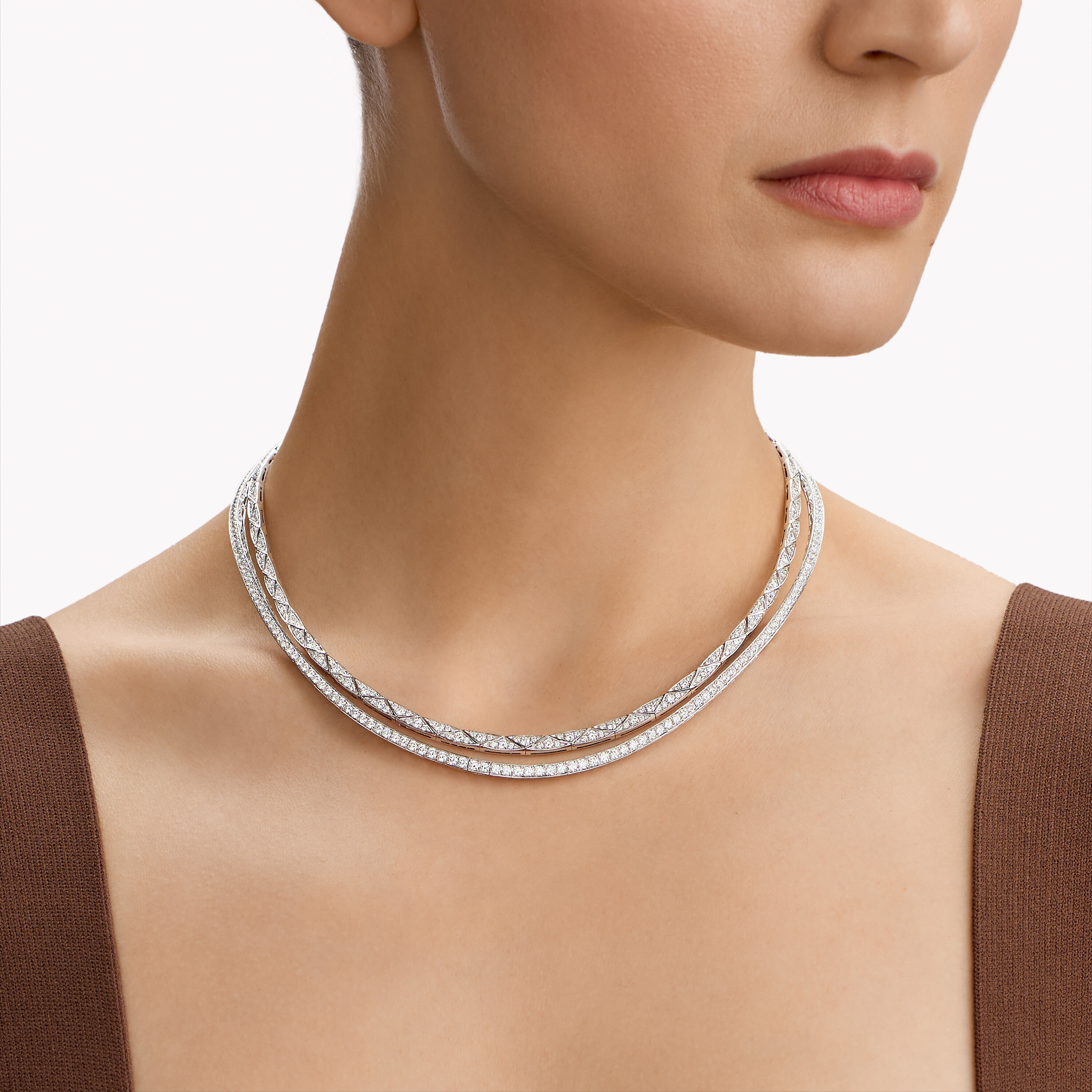 ファインダイヤモンド＆ジェムストーンジュエリーコレクション | グラフ