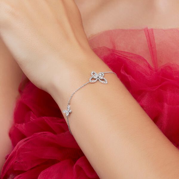 Mini bracelet en diamants Butterfly Silhouette, , hi-res