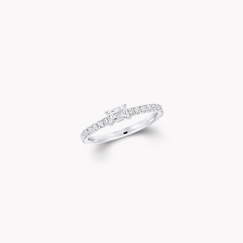 Foufou Horizontal Emerald Cut Diamond Ring