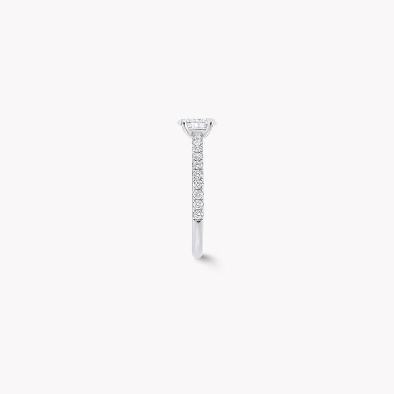Bague Foufou avec diamant ovale