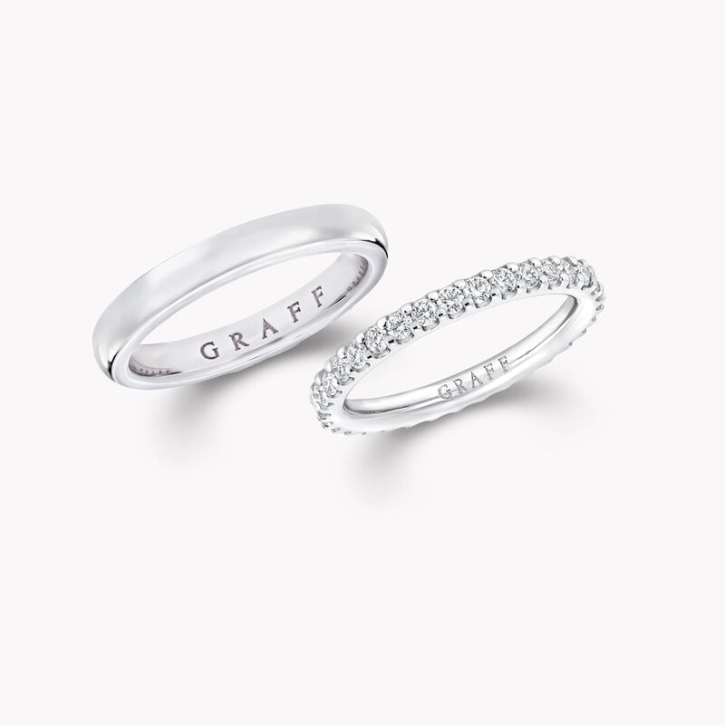 D Shape and Round Diamond Wedding Band Set