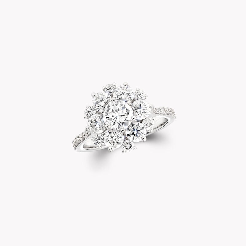 Round Diamond Cluster Ring