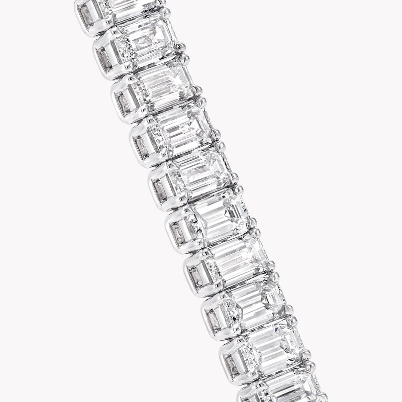 Slim Emerald Cut Diamond Bracelet