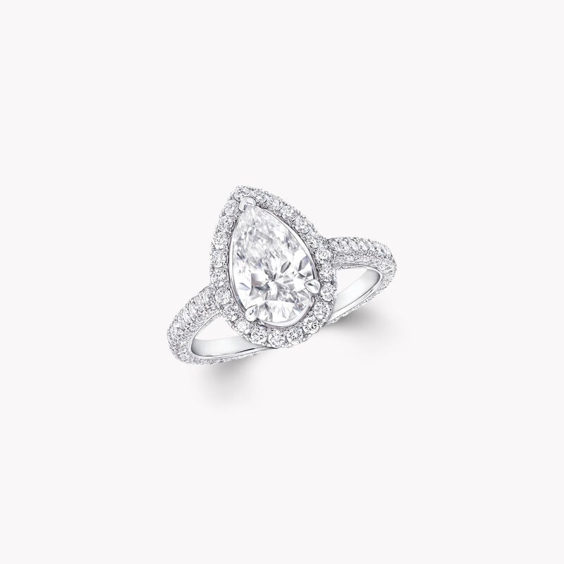 Bague de fian&ccedil;ailles en diamants en forme de poire Constellation