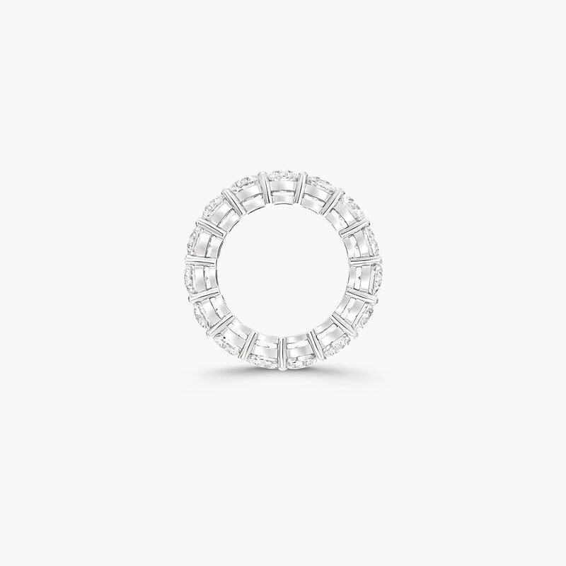 Shared Claw Round Diamond Wedding Band