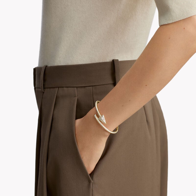 Follow Me Pav&eacute; Diamond Bangle