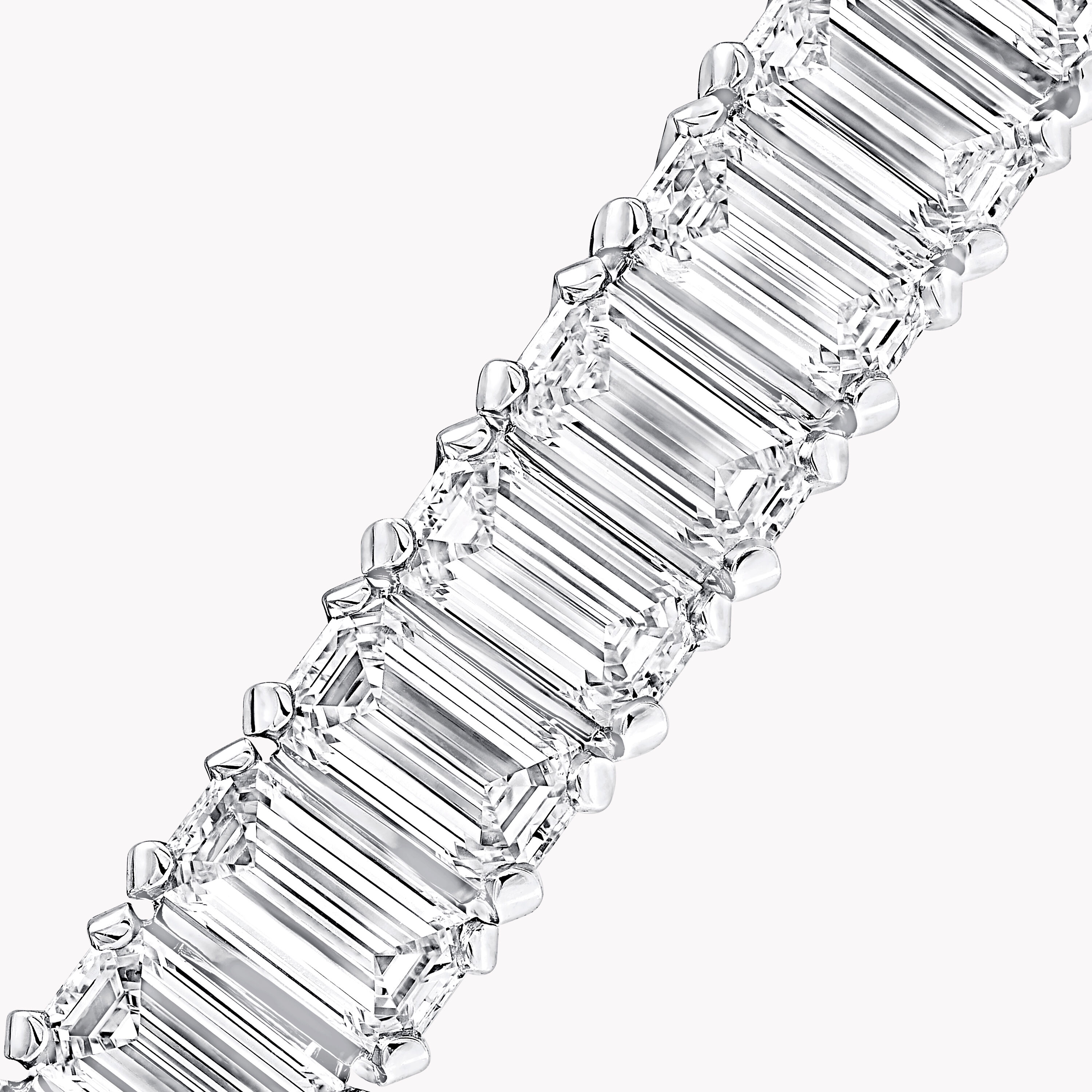 エメラルドカット ダイヤモンド ラインブレスレット, White Gold - Graff