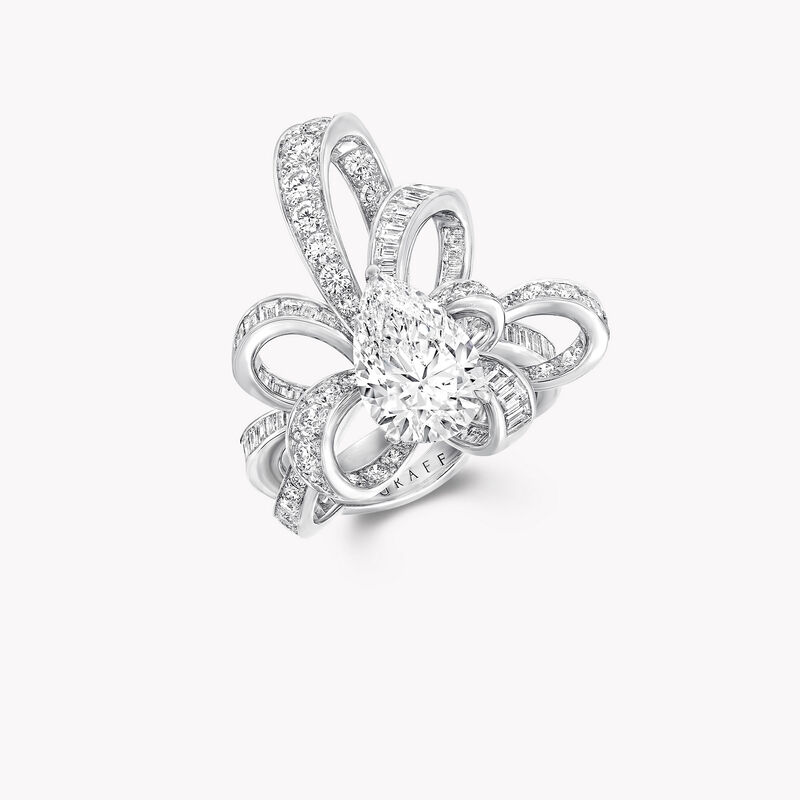 Tilda&rsquo;s Bow Pear Shape Diamond Ring