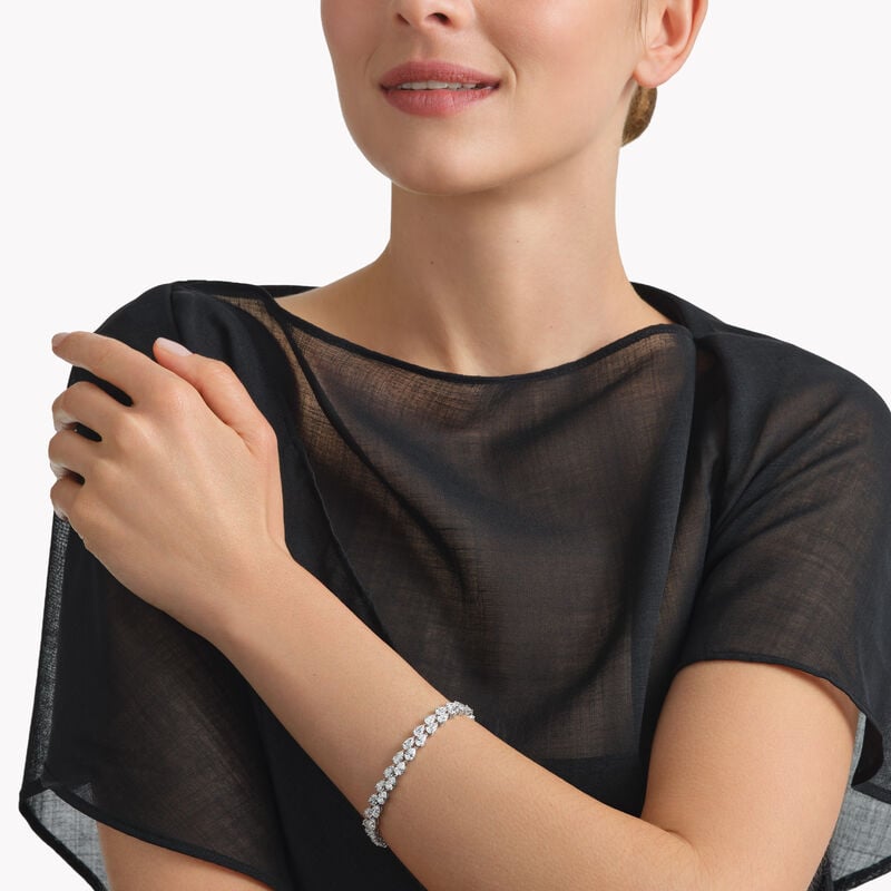 Pear Shape Diamond Bracelet