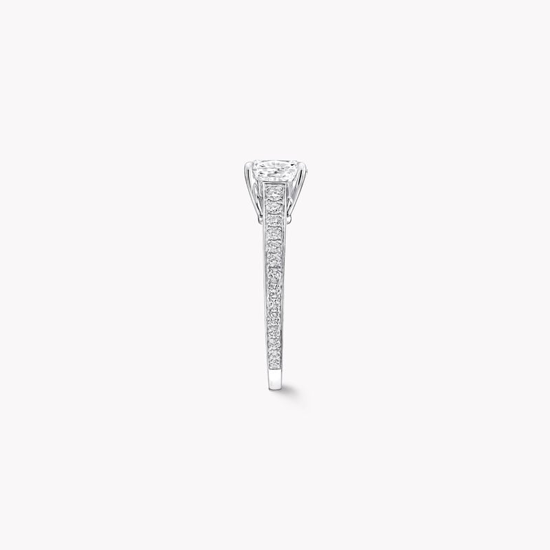 Bague en diamants taille coussin