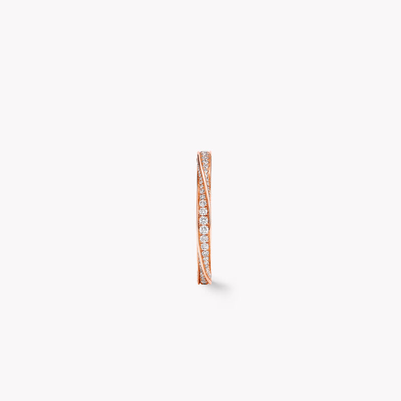 Spiral Pav&eacute; Diamond Band