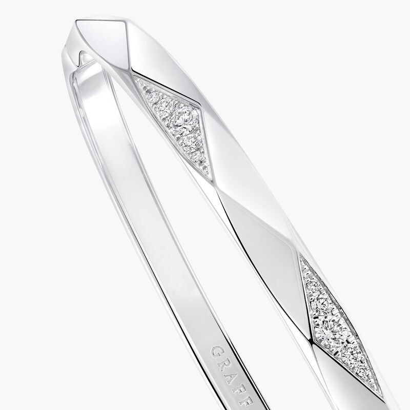 Laurence Graff Signature Pav&eacute; Diamond Bangle