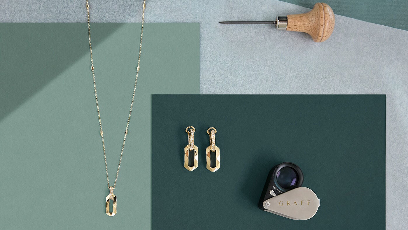Crafting an Icon - image shows Laurence Graff Signature collection jewellery and workshop tools