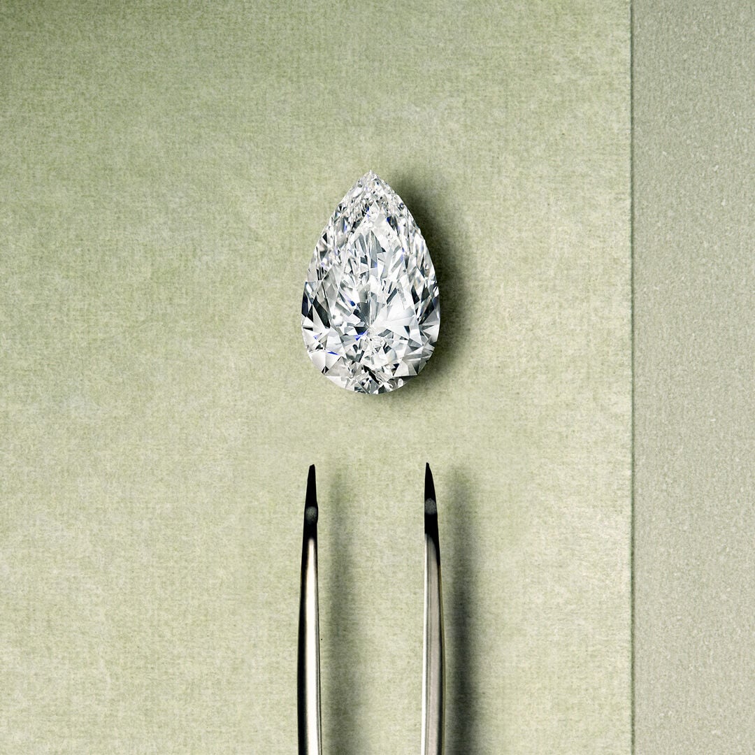 A guide to Diamond Clarity - image shows loose Graff Pear Shape diamond