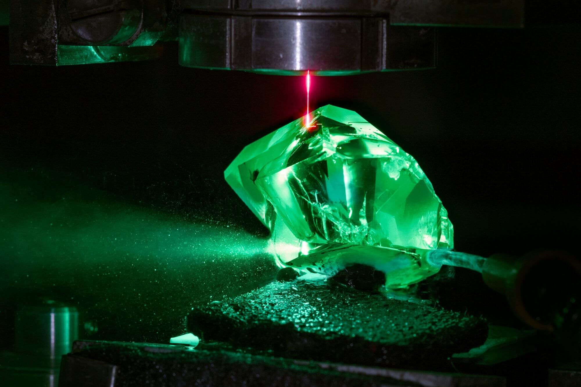 The Graff Lesedi La Rona rough stone being cut by lasers