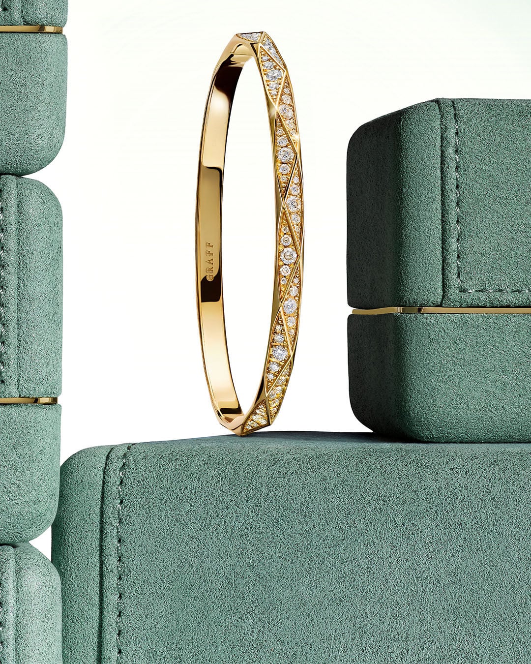 Image shows Laurence Graff Signature bangle