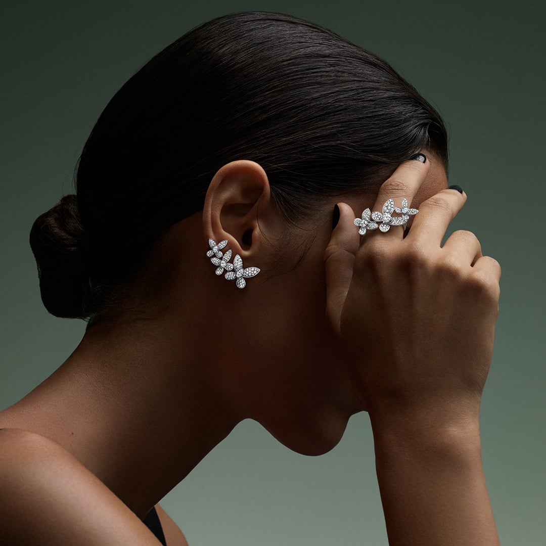 search-modal-collections-slide-white-diamond