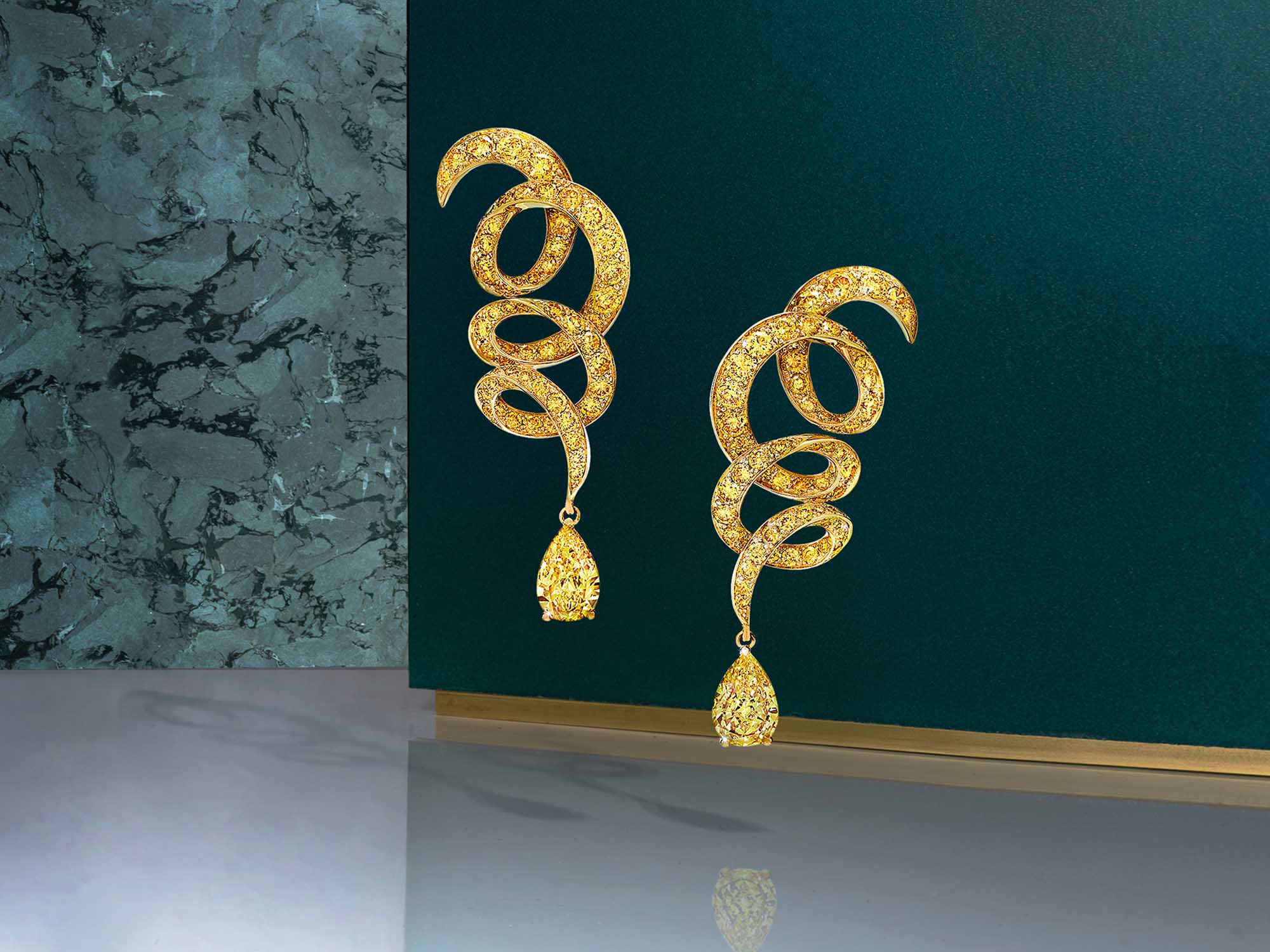 Inspired by Twombly yellow Diamonds Drop Earrings from the Graff jewellery collection
