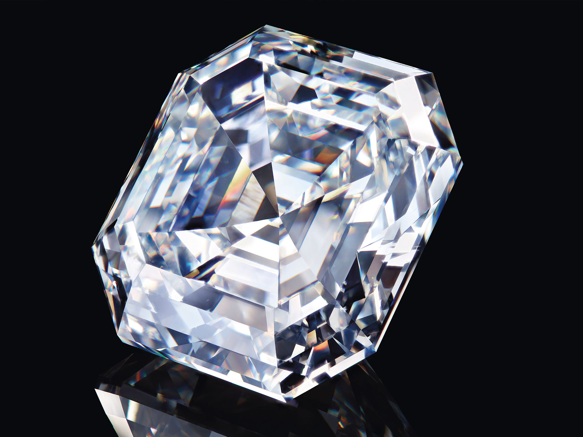Close up of the 302.37 carat Graff Lesedi La Rona square emerald cut diamond