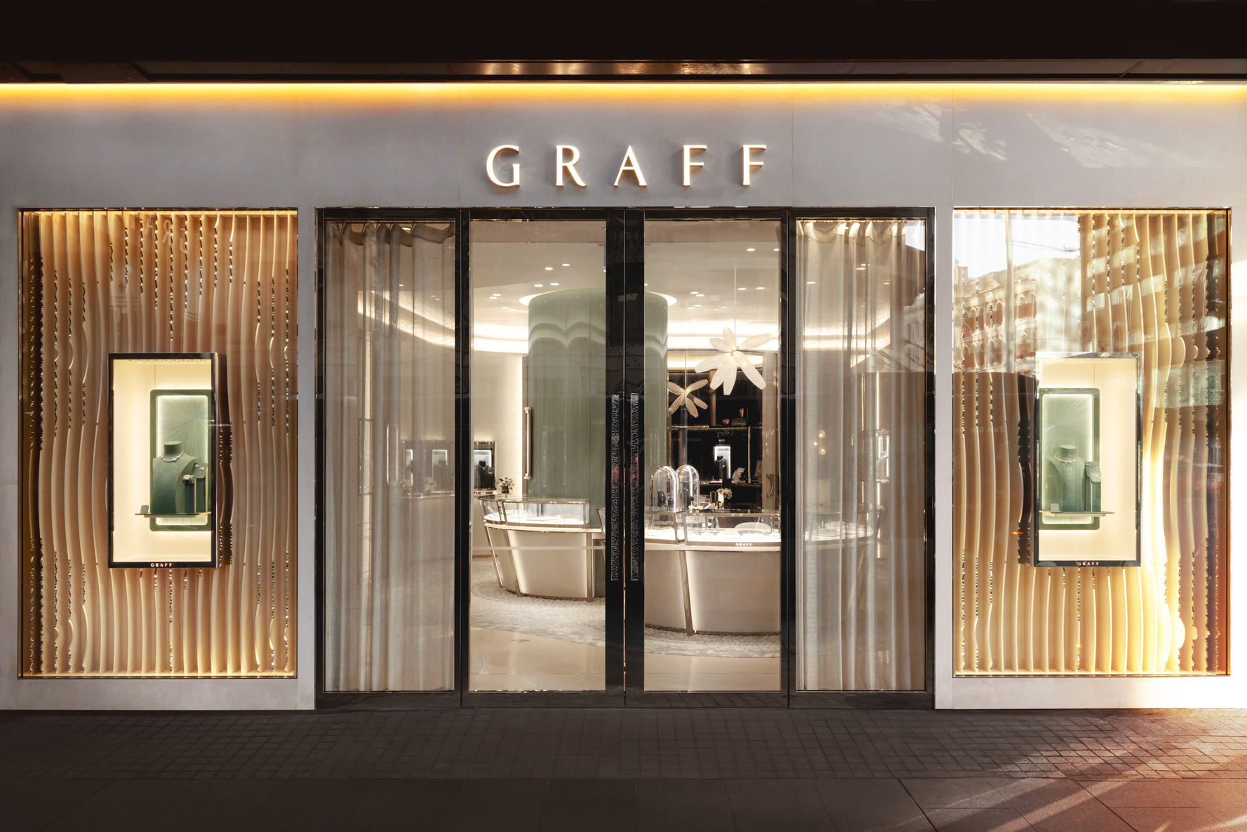 Auckland, Queen Street